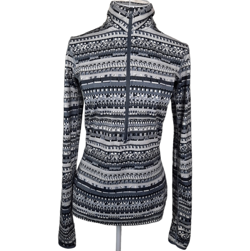 Nike Women's Black and White Geometric Hoodie